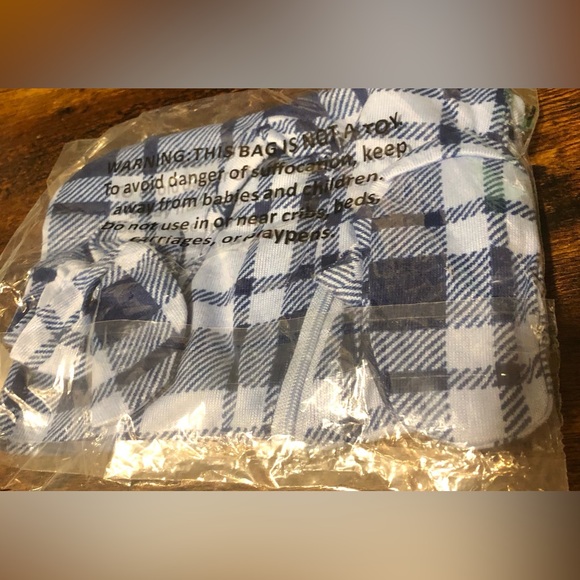 Baby Boy’s Holiday Blanket Sleeper Footie Pajamas Size 6 Months New With Tags - Picture 5 of 7